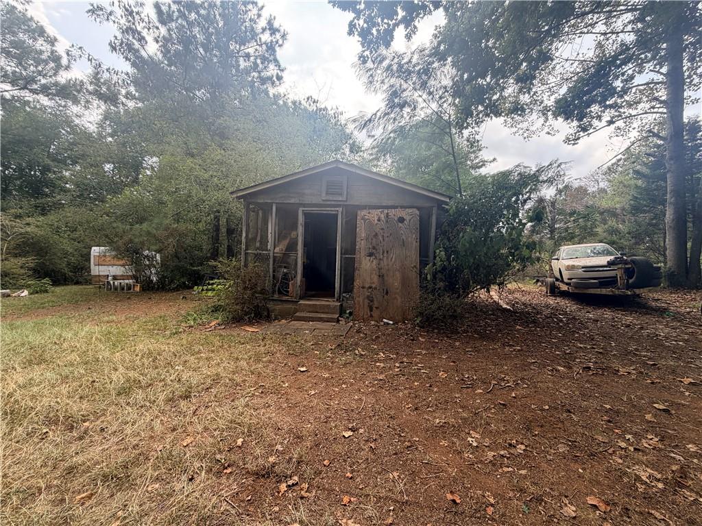 81 Andrew Road — photo