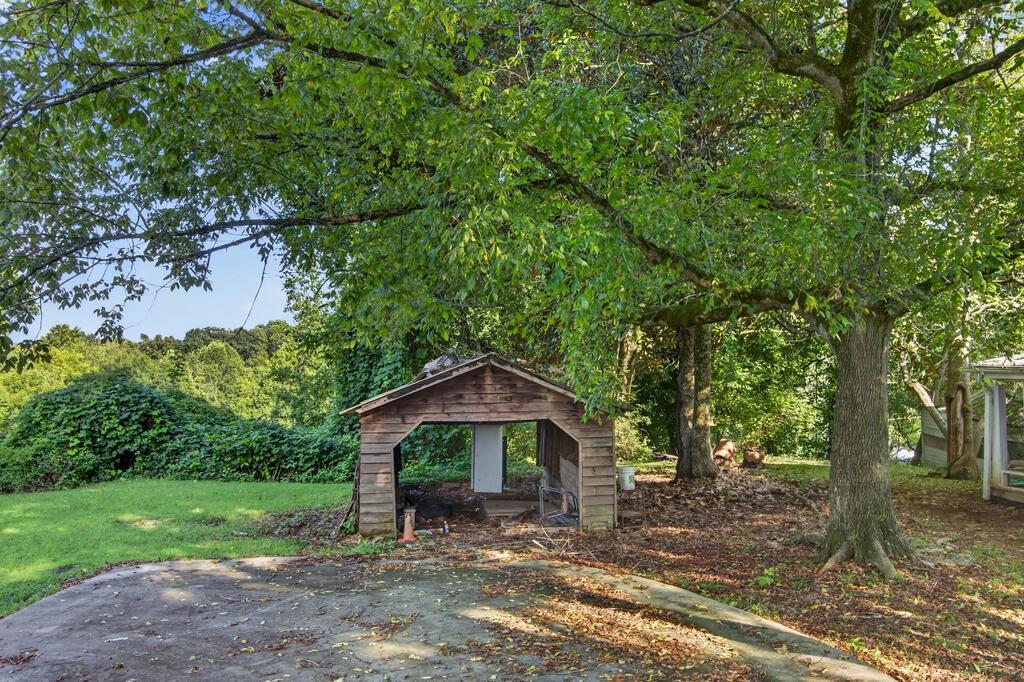367 E Second Street E, Blue Ridge, GA 30513 — photo 2