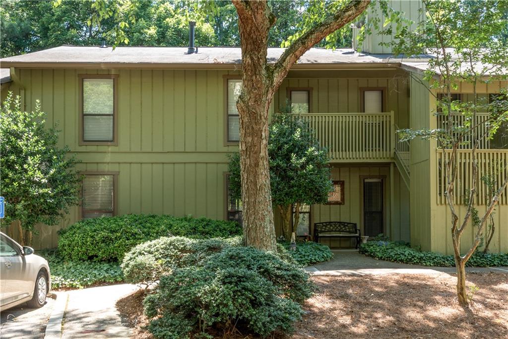 605 Dunbar Drive Unit 605 — photo