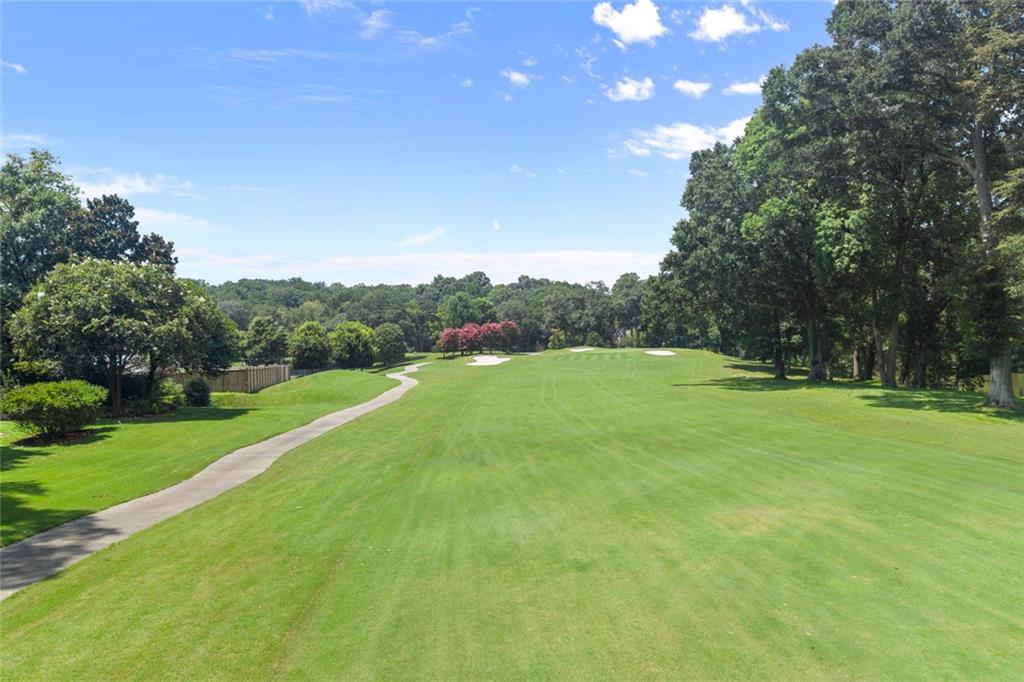 255 Tenth Fairway — photo