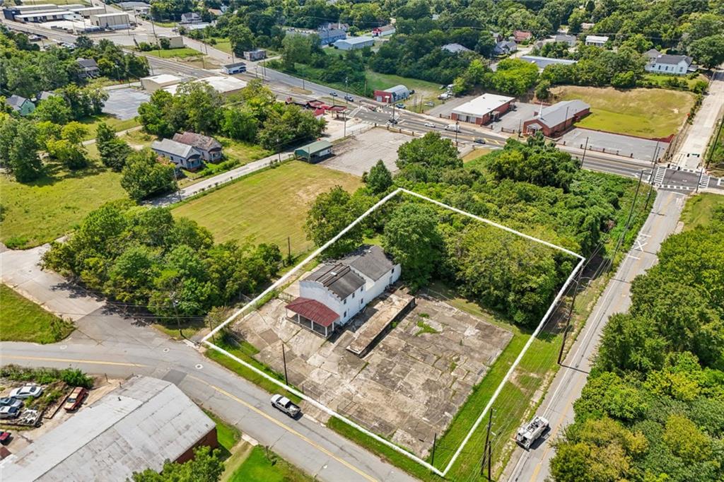 315 Edgewood Lane — photo