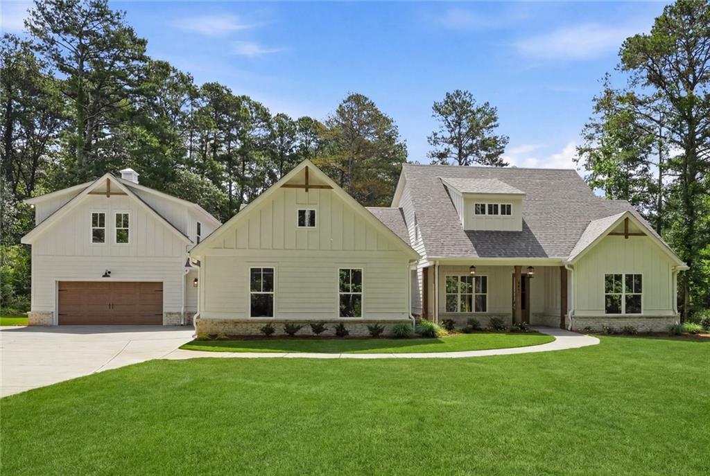 650 Gordon Combs Road NW — photo
