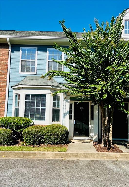 374 Pine Hill Place — photo