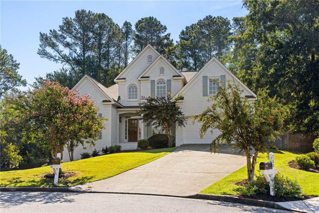 770 Heathland Drive — photo