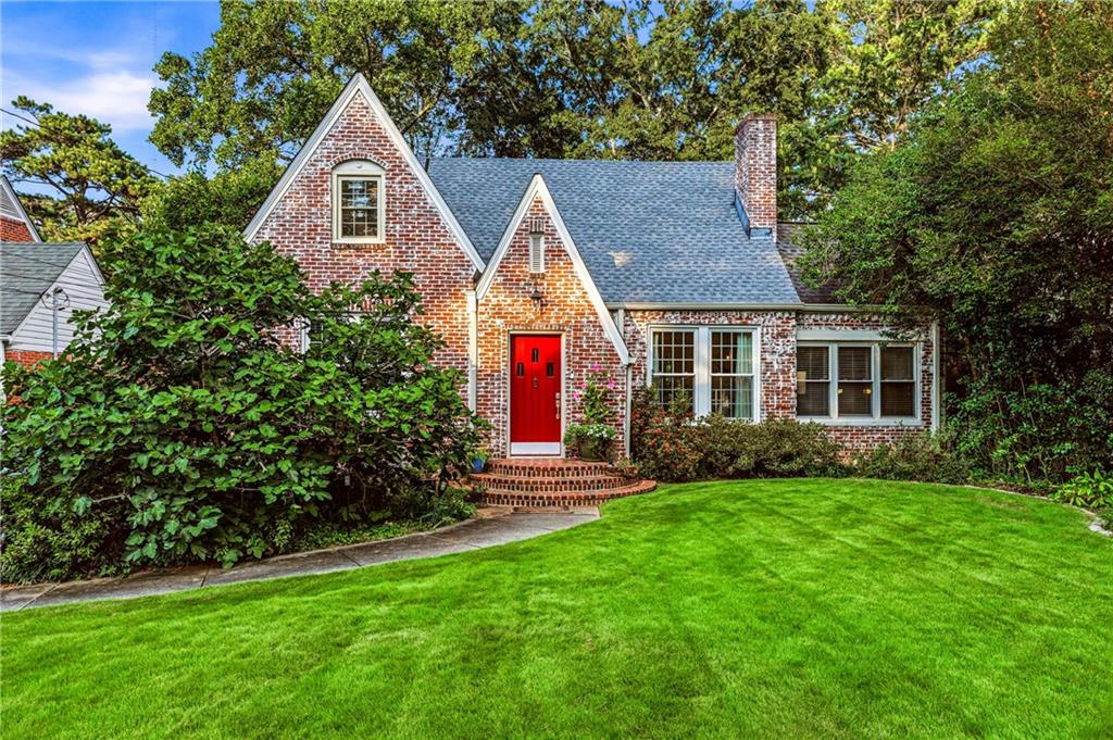 1741 Meadowdale Avenue NE — photo