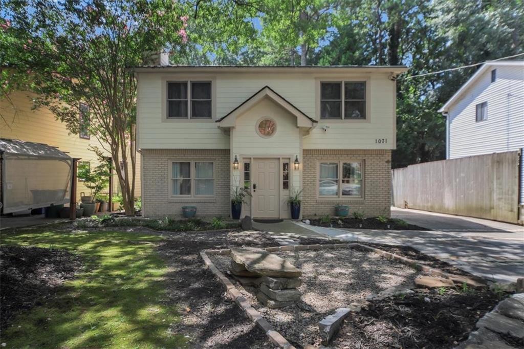 1071 Standard Drive NE — photo