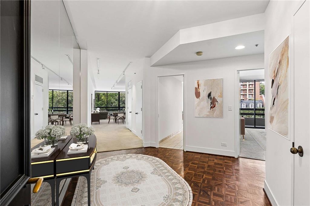 2660 Peachtree Road NW Unit 6D — photo