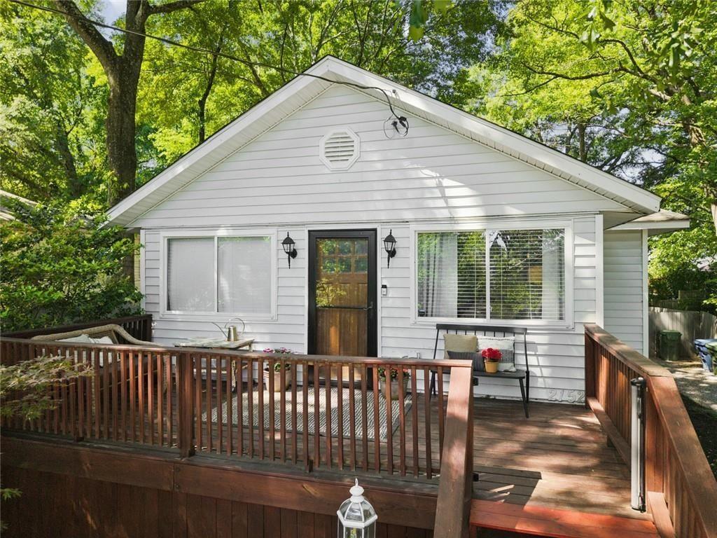 2152 Forrest Place NW — photo