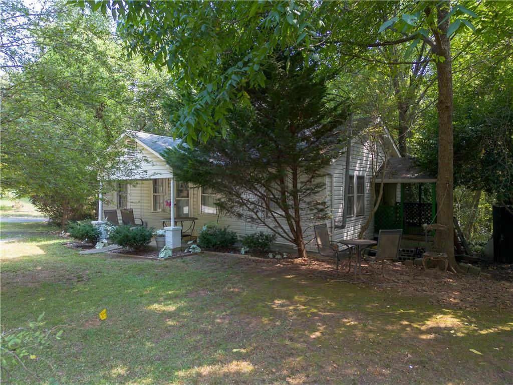 320 Pinecrest Road — photo