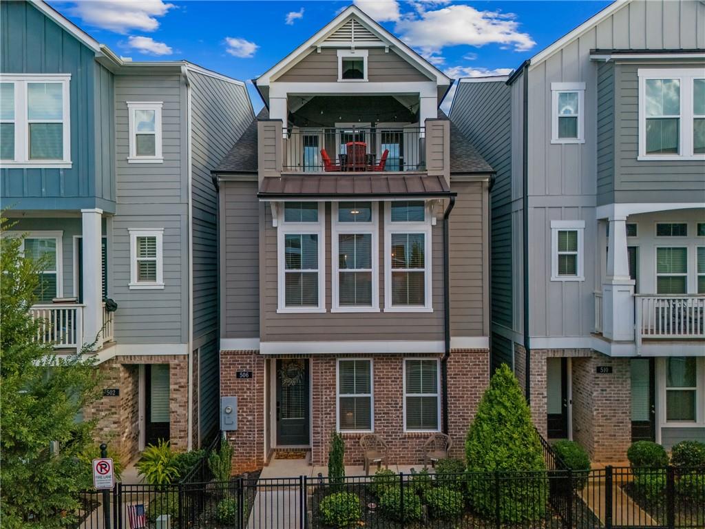 506 Hargrove — photo