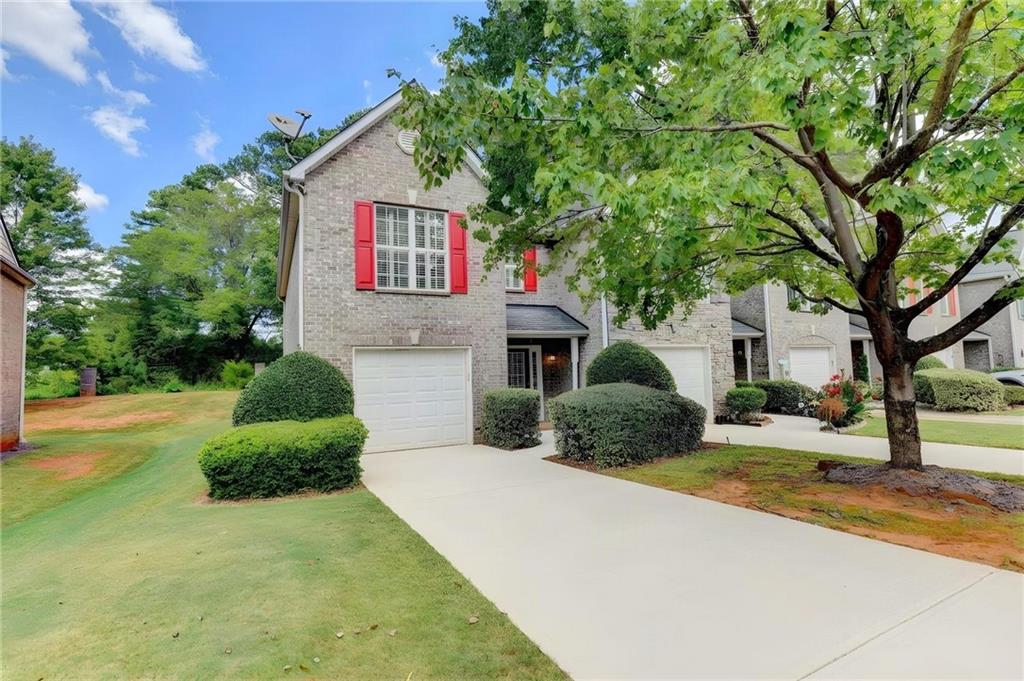 75 Fern Crest Drive — photo
