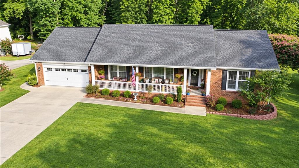 584 Clubland Circle Southeast — photo