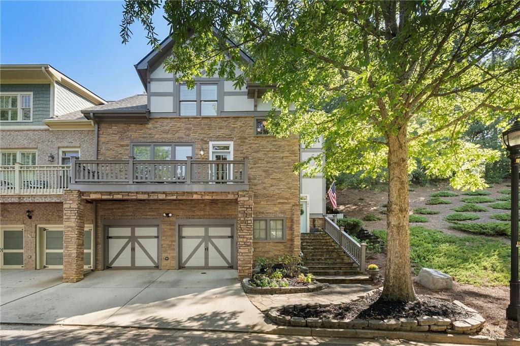 1677 Duncan Drive NW — photo