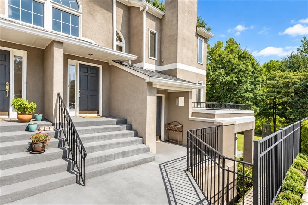 18 Normandy Court NE — photo