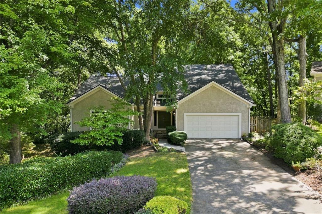 2267 Belle Vista Court — photo