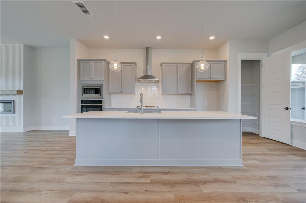 1847 Marisol Circle NW — photo