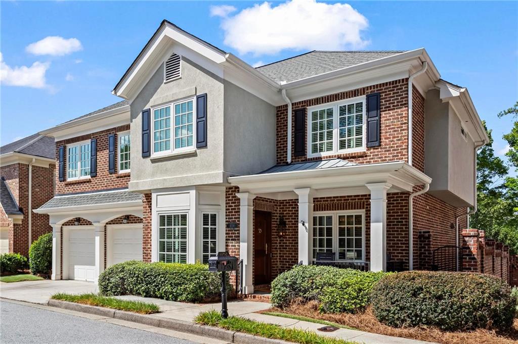 1138 Fairway Gardens NE — photo