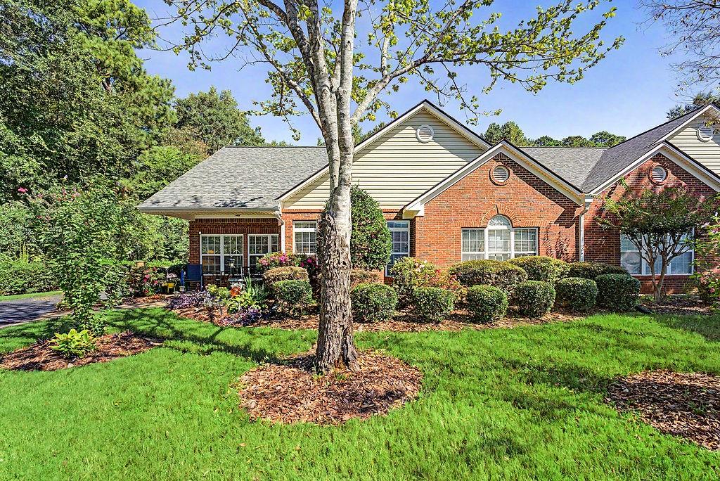 4003 Villa Springs Court — photo