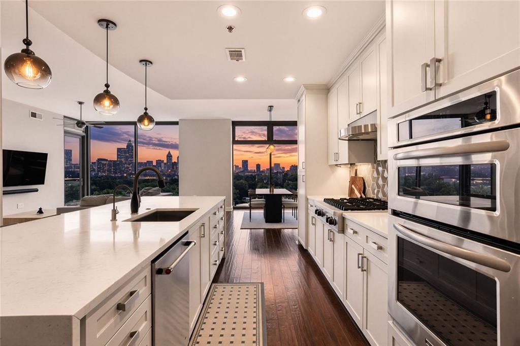 270 17th Street NW Unit 1403 — photo