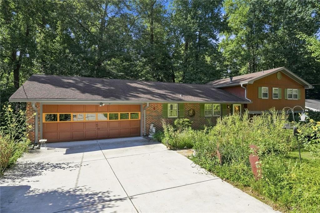2804 Whitby Drive — photo