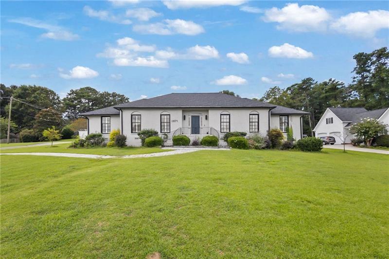 8671 Lake Forrest Drive — photo