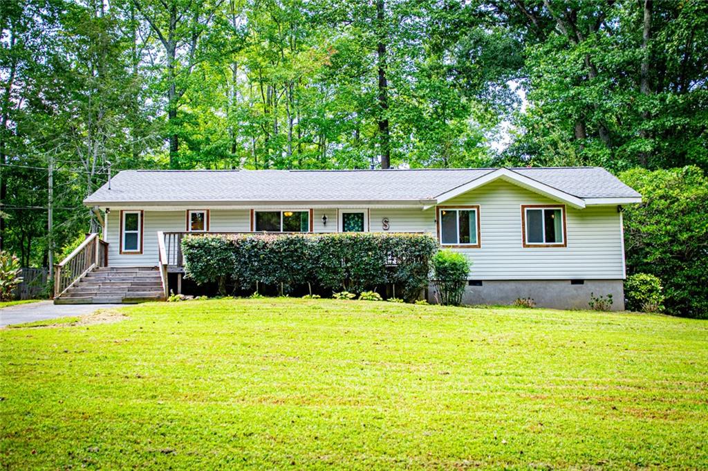 24 White Oak Drive — photo