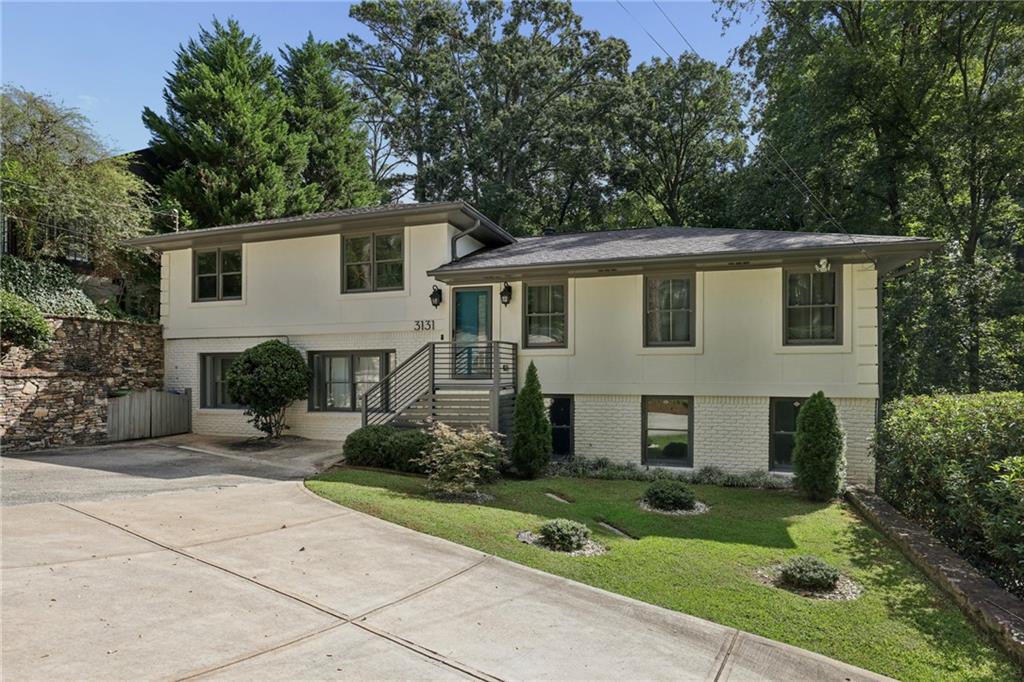3131 Dale Drive NE — photo