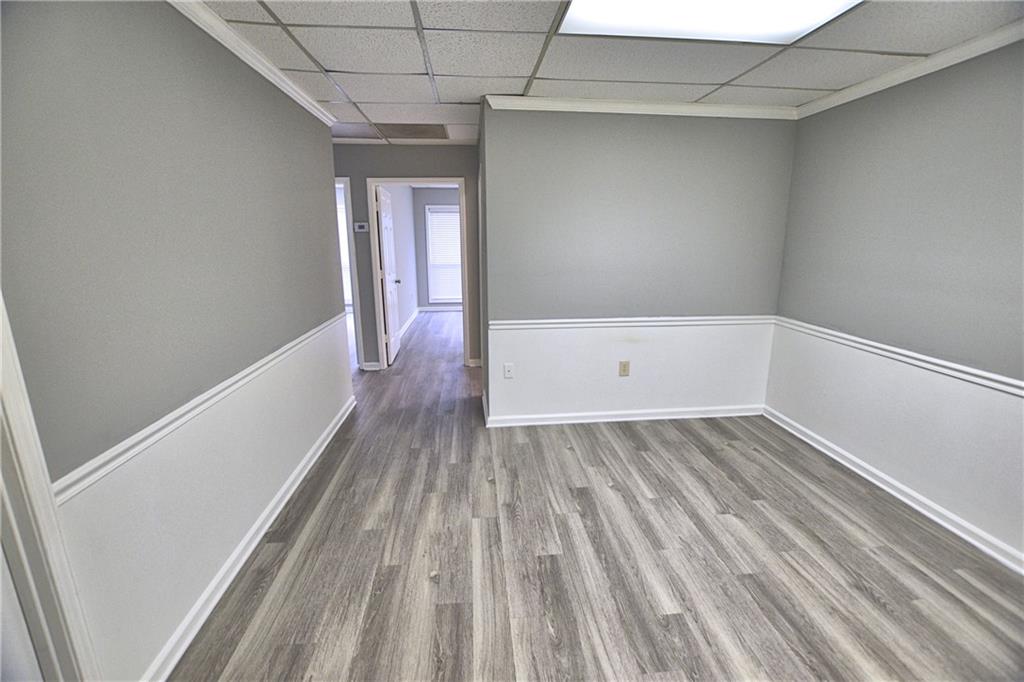 875 Old Roswell Road Unit F100 — photo