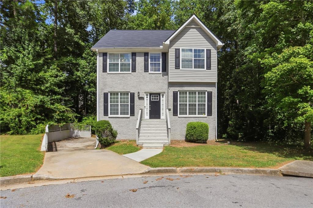 7144 Stonebrook Circle — photo