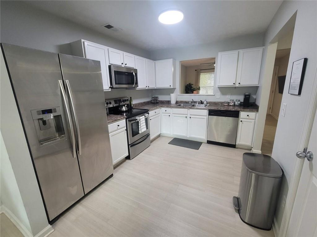 Home in Lithonia, GA 30038 — photo 3