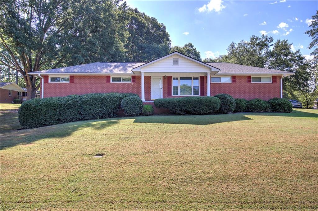 24 Beechwood Drive — photo