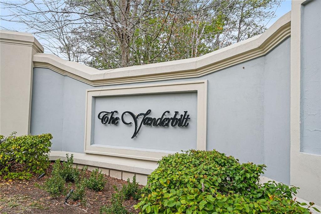 3071 Lenox Road NE Unit 11 — photo