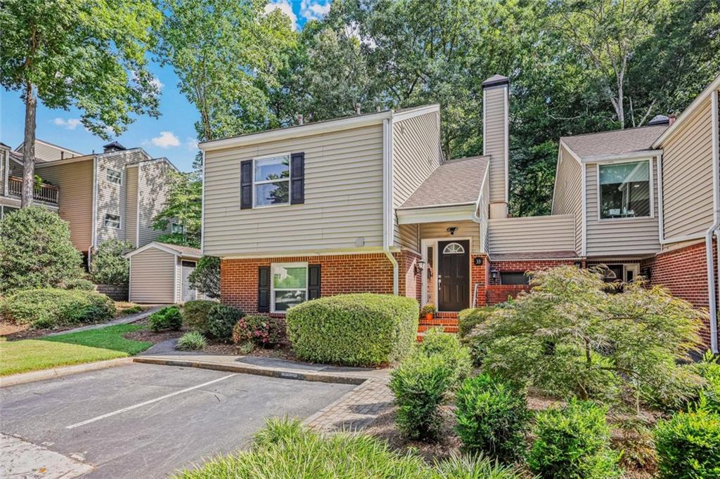 33 Dunwoody Springs Drive — photo