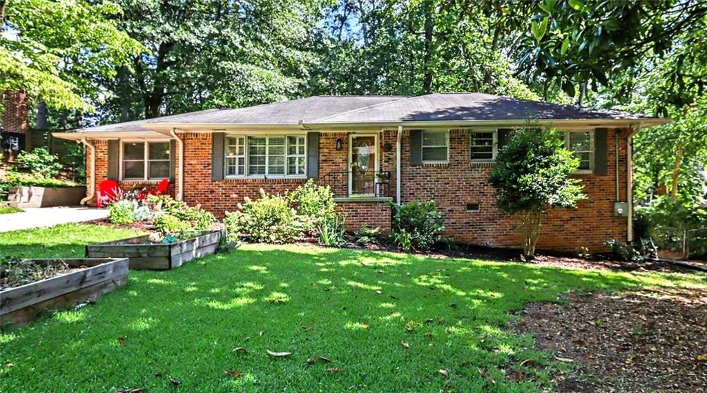 905 Homewood Court — photo