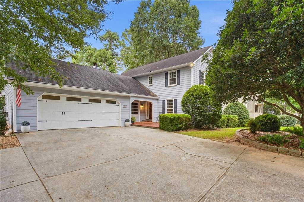 4086 Howell Ferry Road — photo