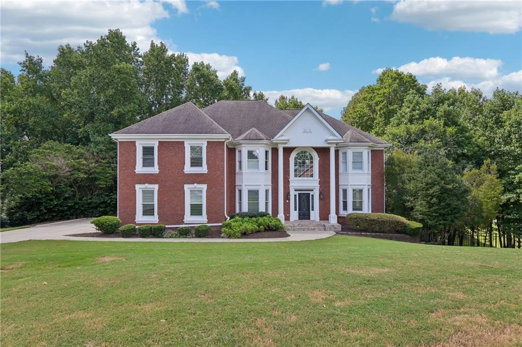 2745 Kensington Court — photo
