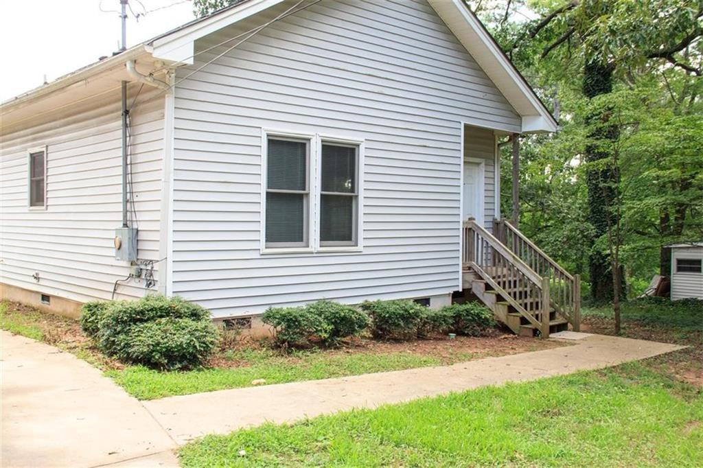 1819 Willis Mill Road SW — photo