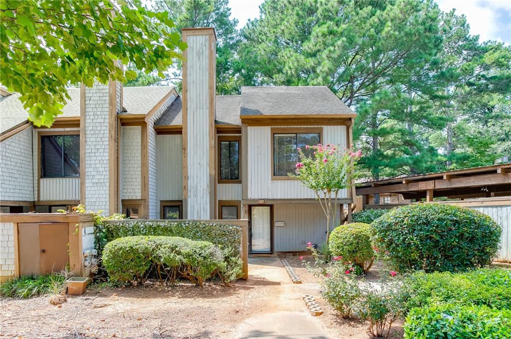 27 Willowick Drive — photo