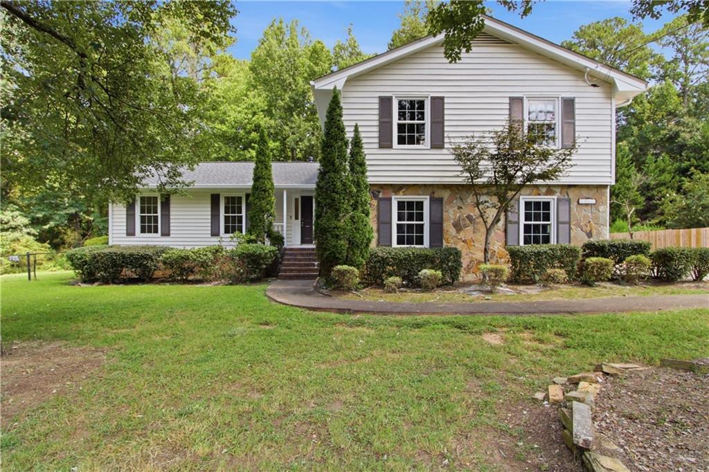 3662 Sweet Briar Lane SE — photo