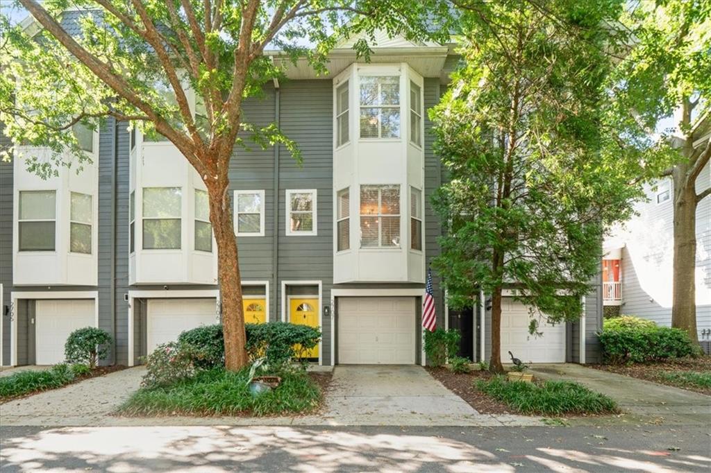 951 Glenwood Avenue SE Unit 2707 — photo