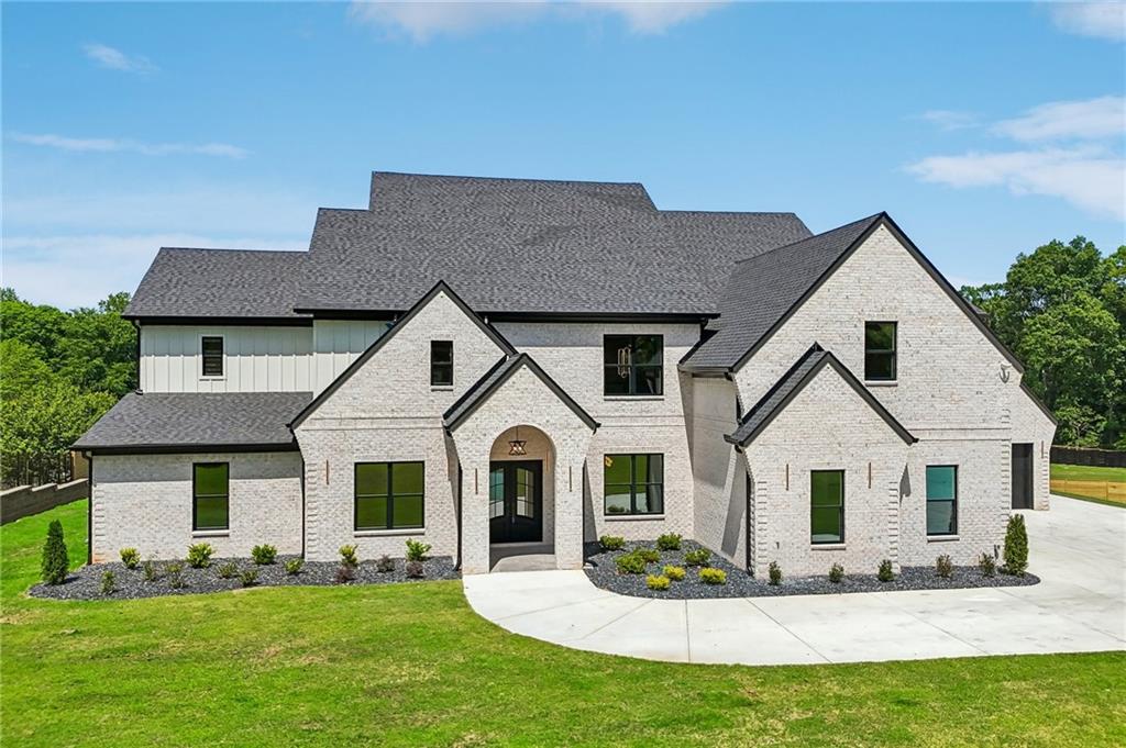 3207 Thompson Mill Rd — photo