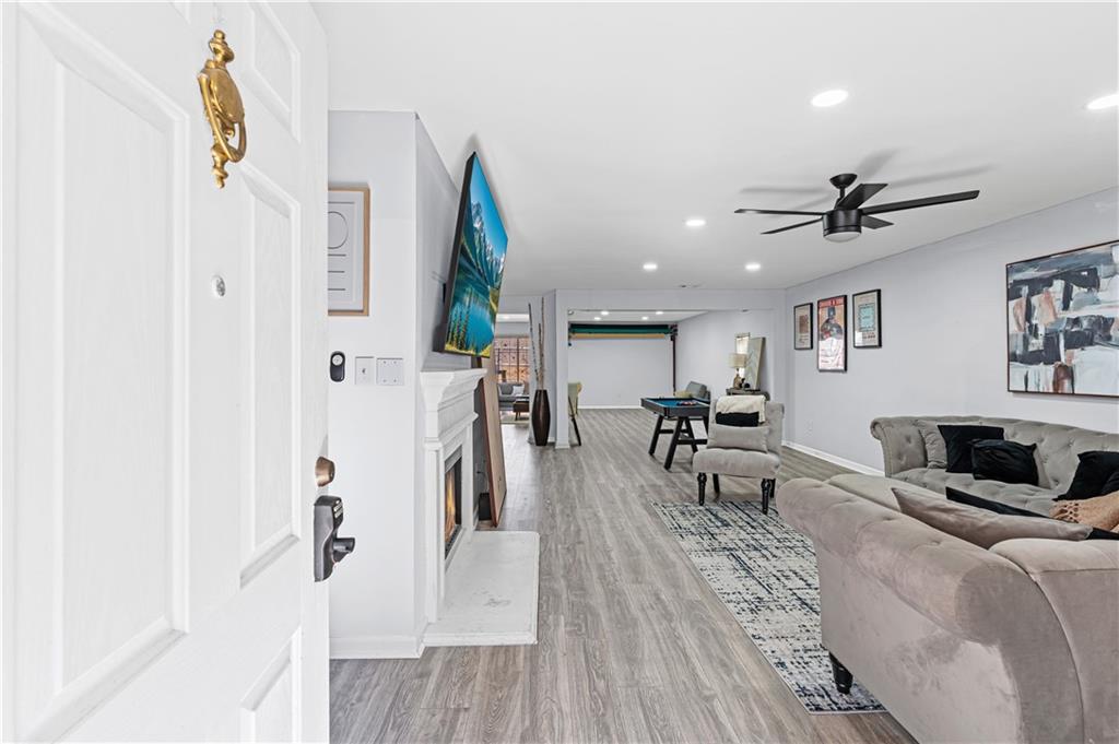7200 Ravenwood Lane — photo