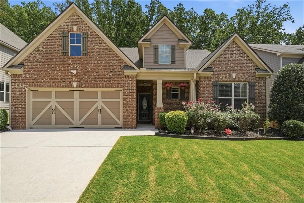 2449 Beauchamp Court — photo