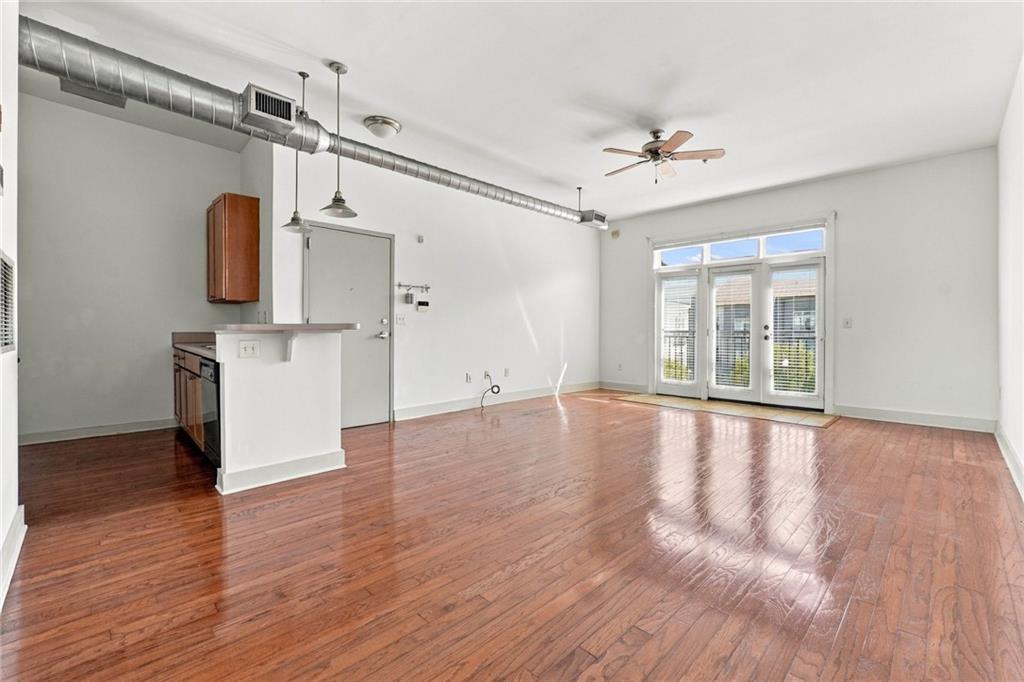 502 Pryor Street SW Unit 302 — photo