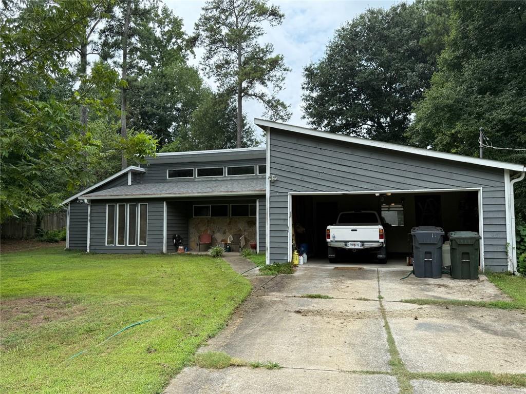 71 Holt Road NE — photo