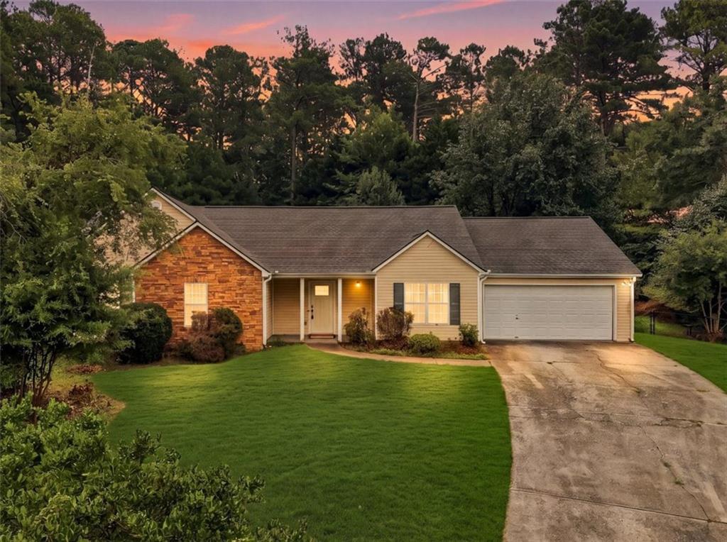1105 Poplar Lane — photo