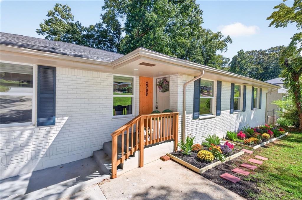 2298 Mark Trail, Decatur, GA 30032 — photo 2
