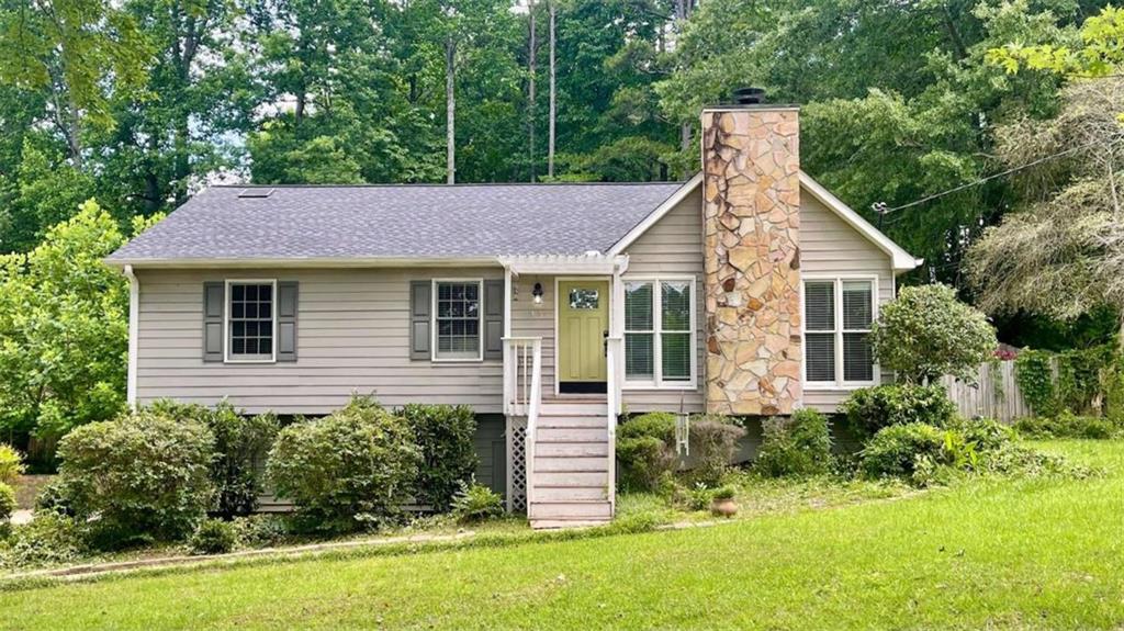 104 Paces Lakes Ridge — photo
