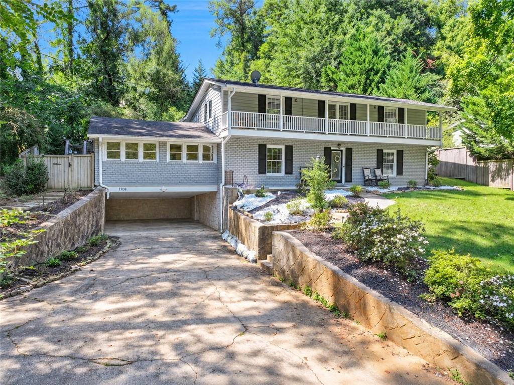 1708 Childerlee Lane NE — photo
