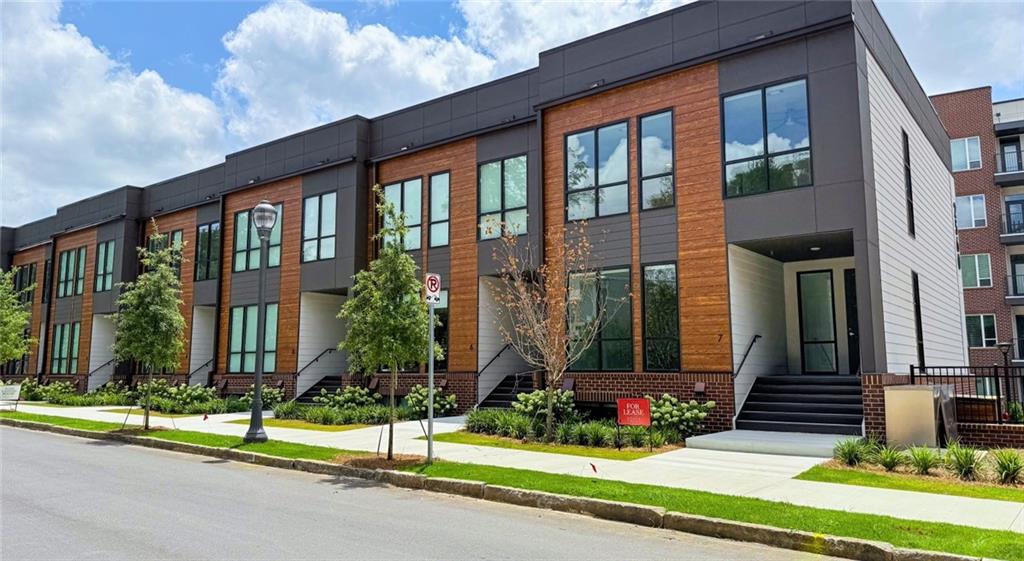1350 Dresden Drive Unit Th — photo